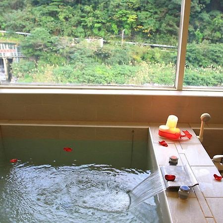 Yufuin Hot Spring Apartment Wulai Ngoại thất bức ảnh